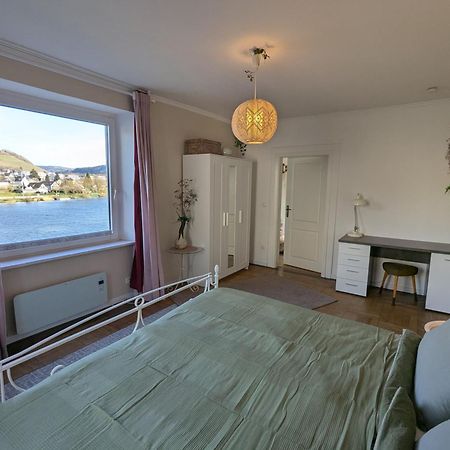 Voll Ausgestattete Wohnung Mit Moselblick Alf Exterior foto